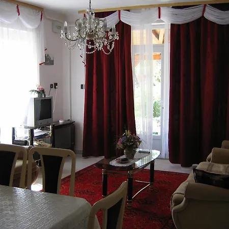 Apartamento Arany Apartmanhaz Ii. *